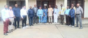 Lire la suite à propos de l’article Visite de deux délégués de la MONUSCO sur le site où la Médiathèque et Centre d&rsquo;innovations de Goma pourra être installée.